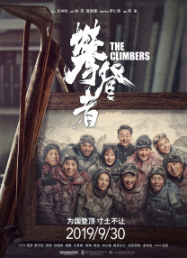 一边吻一边摸进内裤里